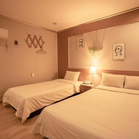 Jeju Stay Hotel Bagian luar foto