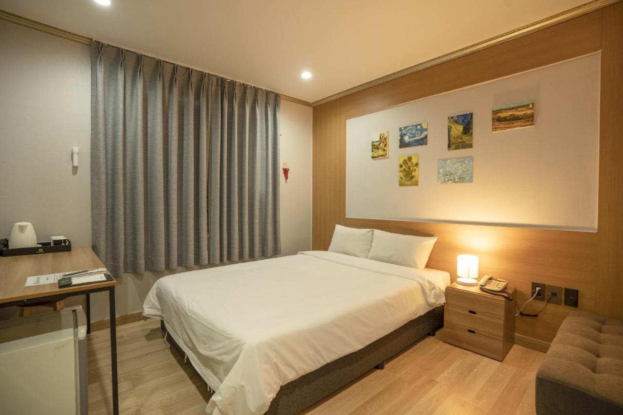Jeju Stay Hotel Bagian luar foto