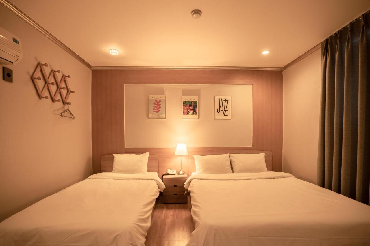 Jeju Stay Hotel Bagian luar foto