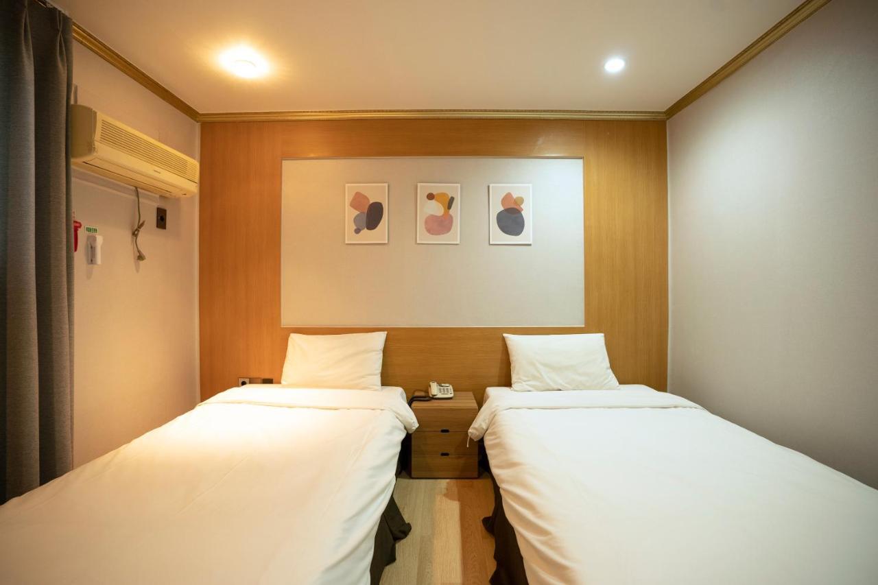 Jeju Stay Hotel Bagian luar foto