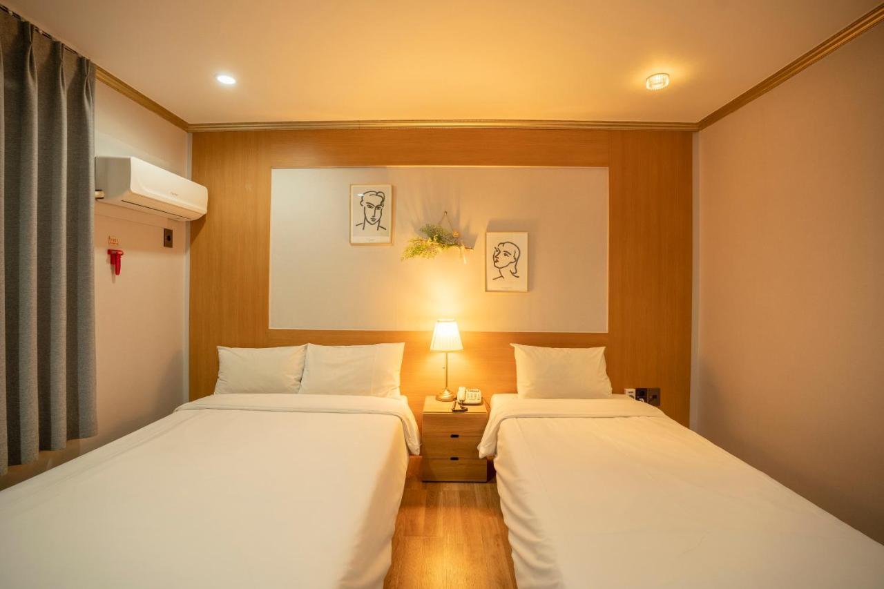 Jeju Stay Hotel Bagian luar foto