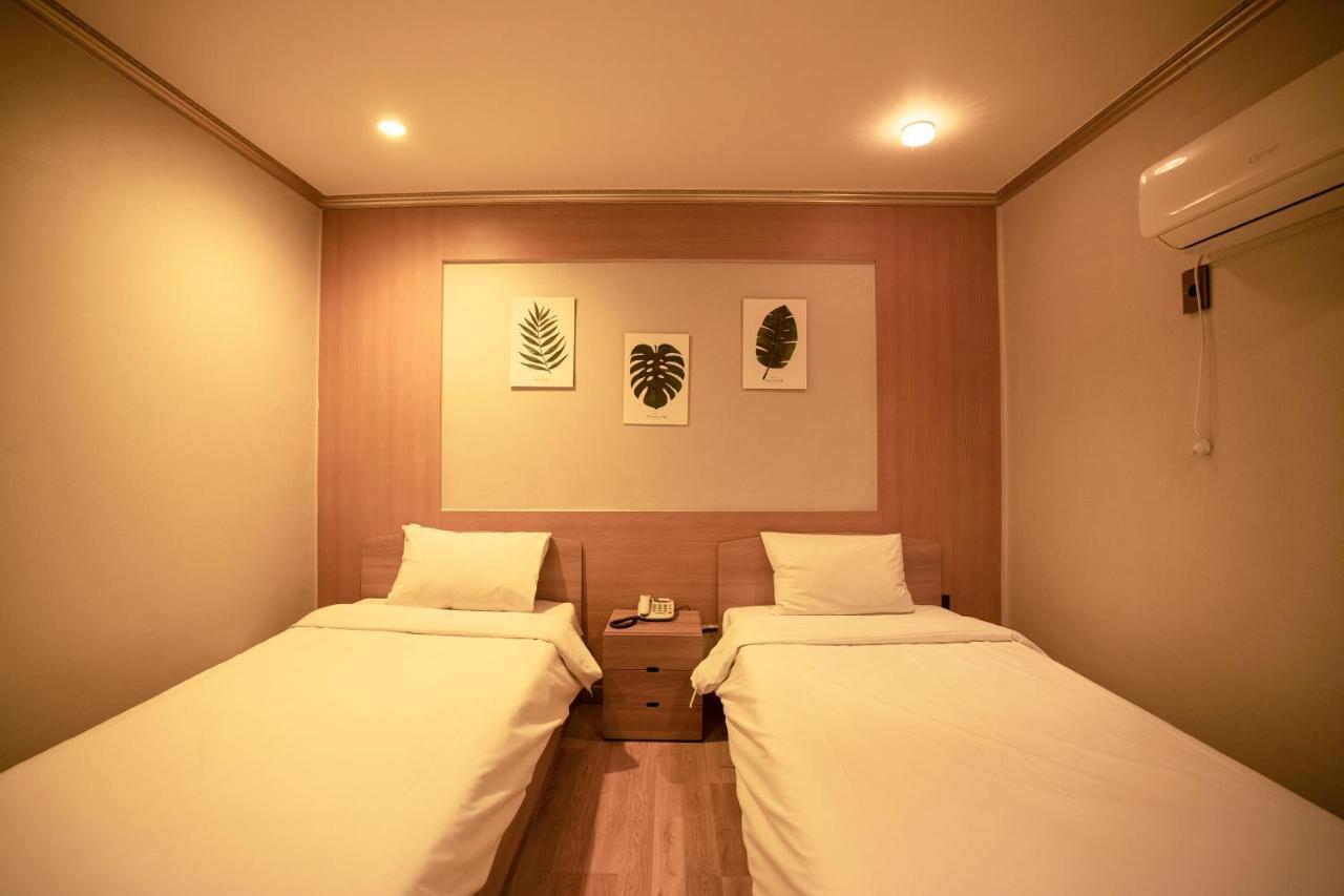 Jeju Stay Hotel Bagian luar foto