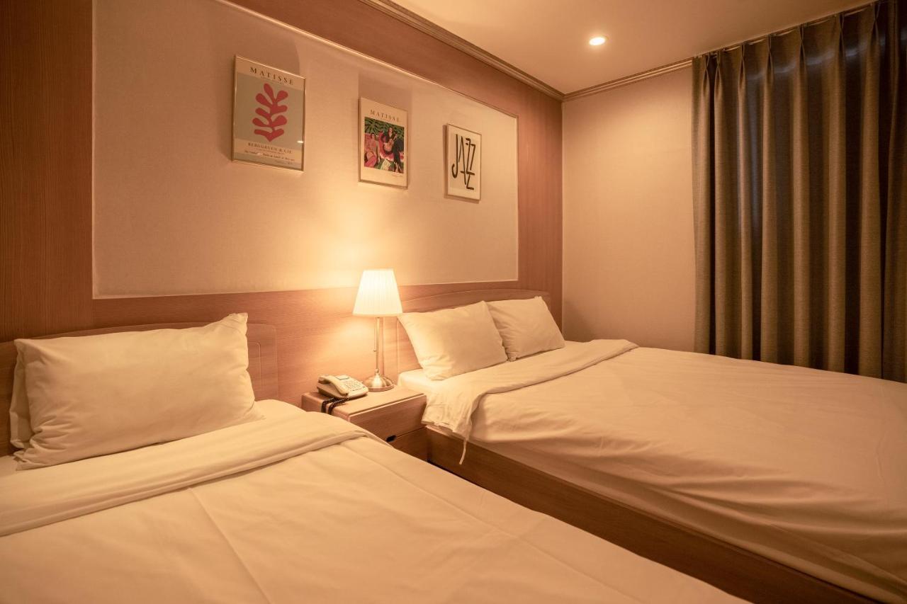 Jeju Stay Hotel Bagian luar foto