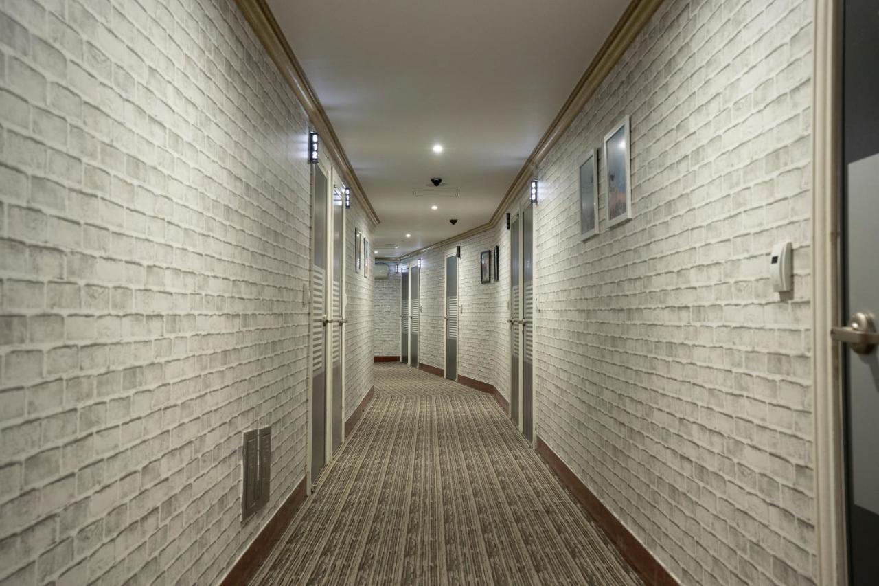 Jeju Stay Hotel Bagian luar foto